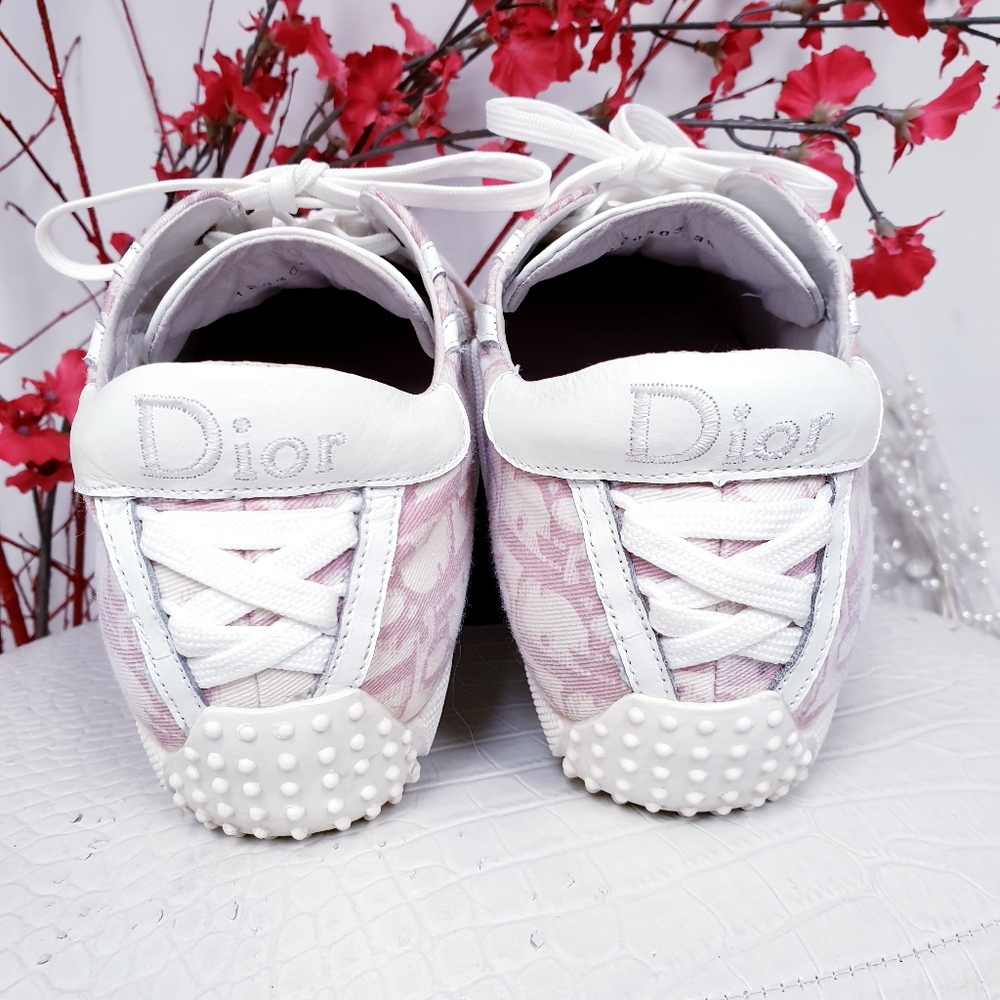 💯 Christian Dior White Pink Monogram Sneakers 🌟 - Picture 7 of 8